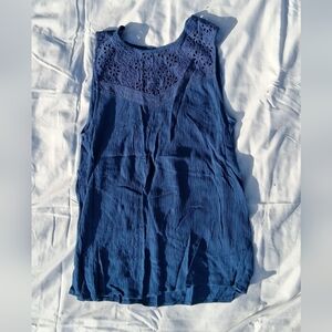 Elegant Navy Women's Tank Top with Lace Detail